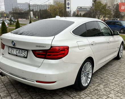 Білий БМВ 3 Серія ГТ, об'ємом двигуна 2 л та пробігом 160 тис. км за 13700 $, фото 6 на Automoto.ua