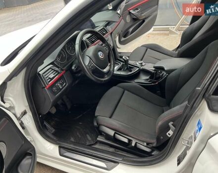 Белый БМВ 3 Серия ГТ, объемом двигателя 2 л и пробегом 181 тыс. км за 13000 $, фото 9 на Automoto.ua