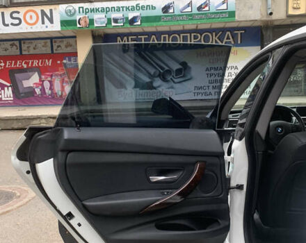 Білий БМВ 3 Серія ГТ, об'ємом двигуна 2 л та пробігом 165 тис. км за 19500 $, фото 32 на Automoto.ua