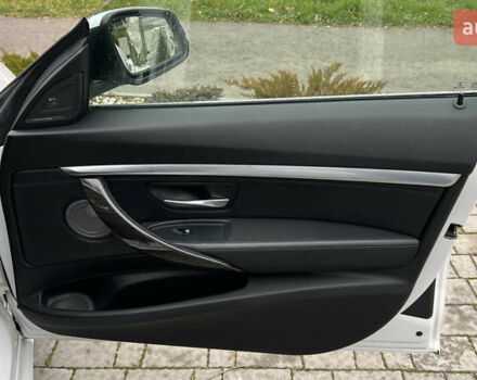 Білий БМВ 3 Серія ГТ, об'ємом двигуна 2 л та пробігом 160 тис. км за 13700 $, фото 33 на Automoto.ua