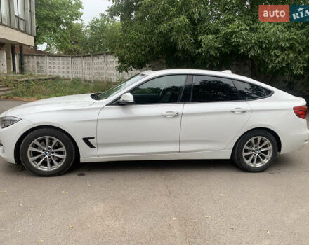 Білий БМВ 3 Серія ГТ, об'ємом двигуна 2 л та пробігом 165 тис. км за 19500 $, фото 9 на Automoto.ua