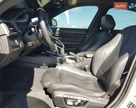Білий БМВ 3 Серія ГТ, об'ємом двигуна 2 л та пробігом 87 тис. км за 3100 $, фото 6 на Automoto.ua