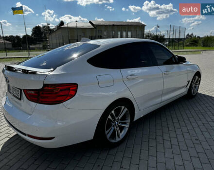 Білий БМВ 3 Серія ГТ, об'ємом двигуна 2 л та пробігом 314 тис. км за 17300 $, фото 9 на Automoto.ua