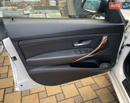 БМВ 3 Серия ГТ 2015 в Львове на Automoto.ua Белый БМВ 3 Серия ГТ, объемом двигателя 2 л и пробегом 179 тыс. км за 17000 $, фото 20 на Automoto.ua