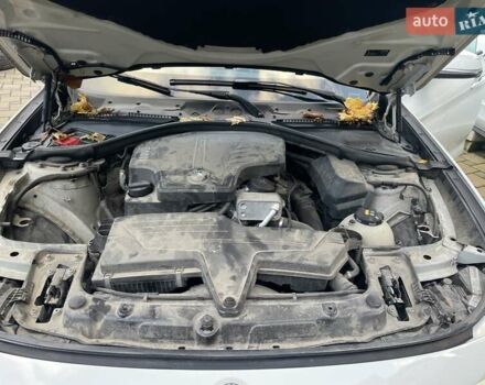 БМВ 3 Серия ГТ 2015 в Львове на Automoto.ua Белый БМВ 3 Серия ГТ, объемом двигателя 2 л и пробегом 179 тыс. км за 17000 $, фото 28 на Automoto.ua