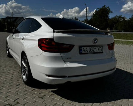 Білий БМВ 3 Серія ГТ, об'ємом двигуна 2 л та пробігом 314 тис. км за 17300 $, фото 16 на Automoto.ua