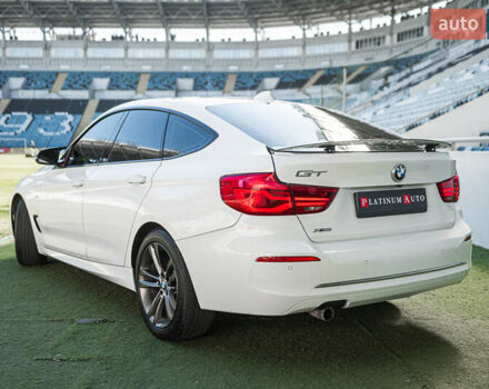 Белый БМВ 3 Серия ГТ, объемом двигателя 2 л и пробегом 157 тыс. км за 20900 $, фото 17 на Automoto.ua