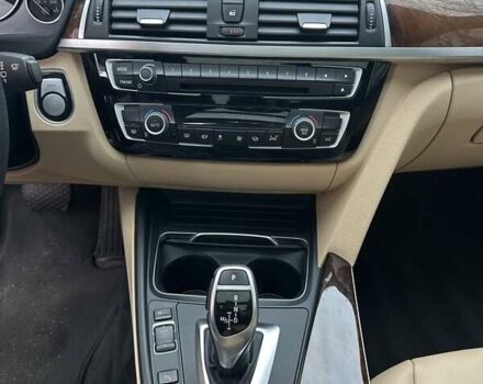 Білий БМВ 3 Серія ГТ, об'ємом двигуна 2 л та пробігом 72 тис. км за 23800 $, фото 12 на Automoto.ua