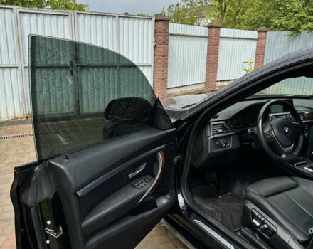 Чорний БМВ 3 Серія ГТ, об'ємом двигуна 2 л та пробігом 129 тис. км за 18900 $, фото 10 на Automoto.ua