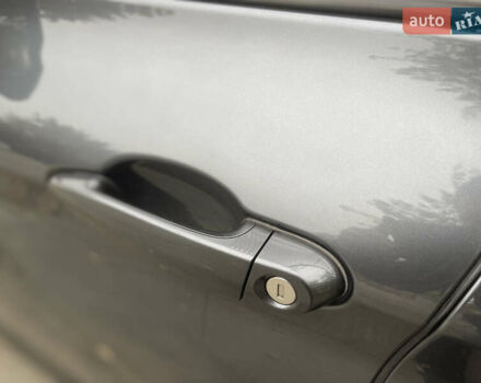 Серый БМВ 3 Серия ГТ, объемом двигателя 2 л и пробегом 285 тыс. км за 12500 $, фото 7 на Automoto.ua