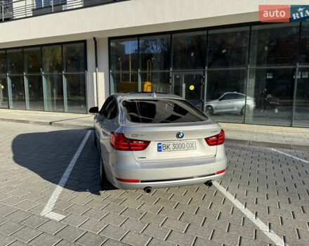 Серый БМВ 3 Серия ГТ, объемом двигателя 2.98 л и пробегом 149 тыс. км за 19000 $, фото 3 на Automoto.ua