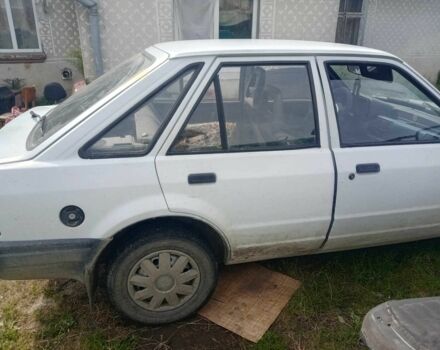 Белый БМВ 3 Серия, объемом двигателя 1.3 л и пробегом 45 тыс. км за 620 $, фото 2 на Automoto.ua