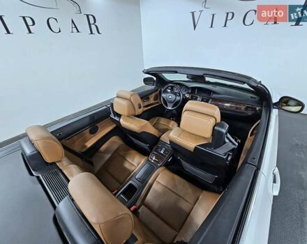 Білий БМВ 3 Серія, об'ємом двигуна 3 л та пробігом 187 тис. км за 11999 $, фото 11 на Automoto.ua