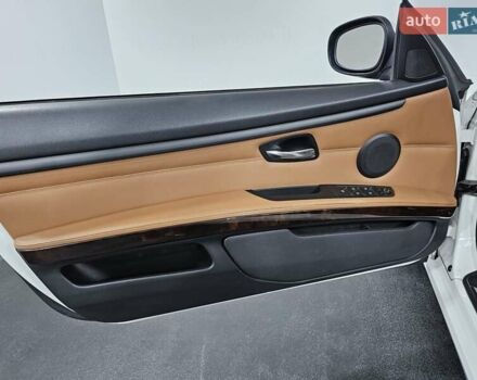 Білий БМВ 3 Серія, об'ємом двигуна 3 л та пробігом 187 тис. км за 11999 $, фото 20 на Automoto.ua