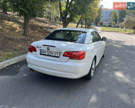 Белый БМВ 3 Серия, объемом двигателя 3 л и пробегом 110 тыс. км за 12500 $, фото 6 на Automoto.ua