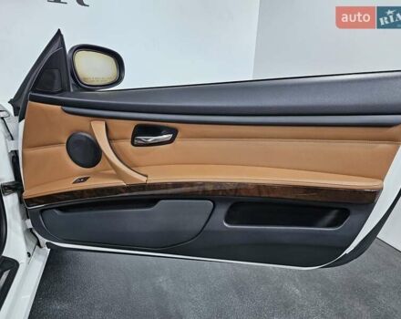 Білий БМВ 3 Серія, об'ємом двигуна 3 л та пробігом 187 тис. км за 11999 $, фото 17 на Automoto.ua