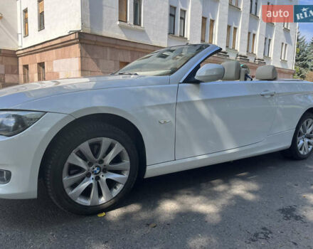 Белый БМВ 3 Серия, объемом двигателя 3 л и пробегом 110 тыс. км за 12500 $, фото 12 на Automoto.ua