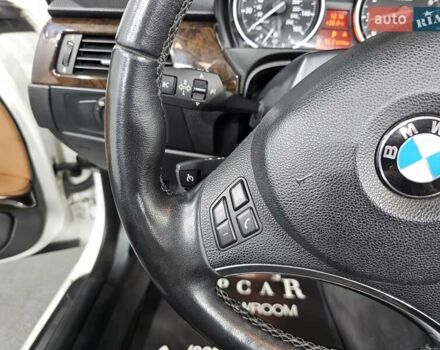 Білий БМВ 3 Серія, об'ємом двигуна 3 л та пробігом 187 тис. км за 11999 $, фото 30 на Automoto.ua