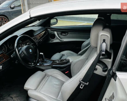 Білий БМВ 3 Серія, об'ємом двигуна 2.98 л та пробігом 136 тис. км за 12200 $, фото 15 на Automoto.ua
