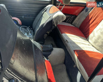 Білий БМВ 3 Серія, об'ємом двигуна 1.6 л та пробігом 300 тис. км за 690 $, фото 7 на Automoto.ua