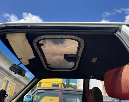 Белый БМВ 3 Серия, объемом двигателя 1.6 л и пробегом 400 тыс. км за 690 $, фото 4 на Automoto.ua