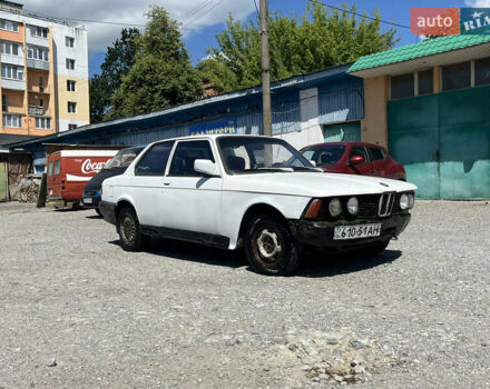 Білий БМВ 3 Серія, об'ємом двигуна 1.6 л та пробігом 300 тис. км за 690 $, фото 1 на Automoto.ua