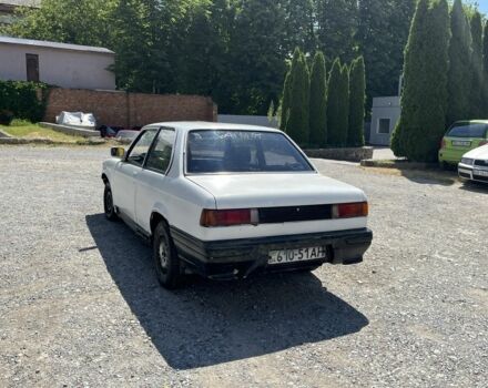 Белый БМВ 3 Серия, объемом двигателя 1.6 л и пробегом 400 тыс. км за 690 $, фото 1 на Automoto.ua