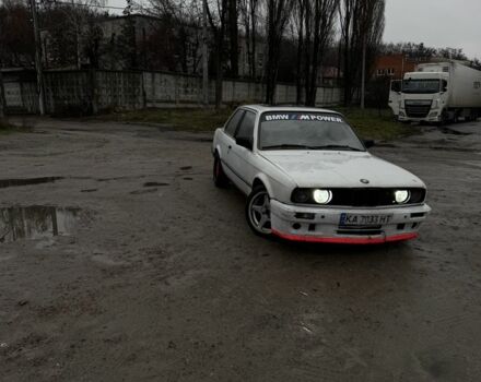 Белый БМВ 3 Серия, объемом двигателя 1.8 л и пробегом 3 тыс. км за 2600 $, фото 5 на Automoto.ua