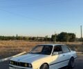 Белый БМВ 3 Серия, объемом двигателя 1.8 л и пробегом 250 тыс. км за 2400 $, фото 1 на Automoto.ua