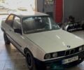 Белый БМВ 3 Серия, объемом двигателя 1.8 л и пробегом 250 тыс. км за 1300 $, фото 1 на Automoto.ua