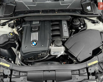 Білий БМВ 3 Серія, об'ємом двигуна 2.5 л та пробігом 198 тис. км за 8700 $, фото 13 на Automoto.ua