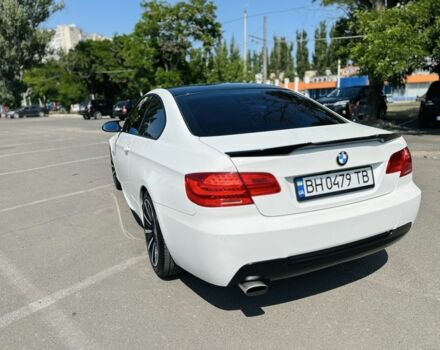 Белый БМВ 3 Серия, объемом двигателя 2 л и пробегом 312 тыс. км за 10000 $, фото 3 на Automoto.ua