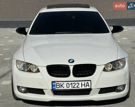 Білий БМВ 3 Серія, об'ємом двигуна 3 л та пробігом 265 тис. км за 10500 $, фото 7 на Automoto.ua