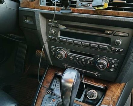 Белый БМВ 3 Серия, объемом двигателя 2.5 л и пробегом 86 тыс. км за 12000 $, фото 6 на Automoto.ua