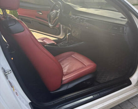 Білий БМВ 3 Серія, об'ємом двигуна 2 л та пробігом 237 тис. км за 8200 $, фото 10 на Automoto.ua