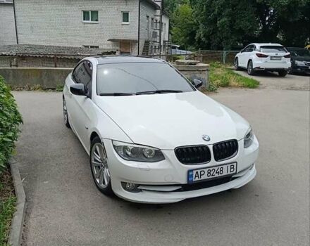Белый БМВ 3 Серия, объемом двигателя 3 л и пробегом 220 тыс. км за 12000 $, фото 1 на Automoto.ua