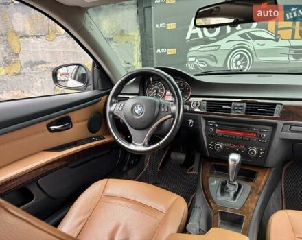 Белый БМВ 3 Серия, объемом двигателя 2.8 л и пробегом 215 тыс. км за 10900 $, фото 10 на Automoto.ua