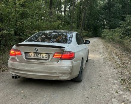 Белый БМВ 3 Серия, объемом двигателя 3 л и пробегом 157 тыс. км за 9800 $, фото 2 на Automoto.ua