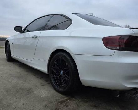 Белый БМВ 3 Серия, объемом двигателя 3 л и пробегом 111 тыс. км за 13600 $, фото 12 на Automoto.ua
