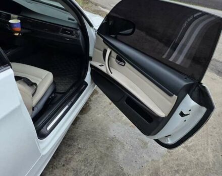 Белый БМВ 3 Серия, объемом двигателя 3 л и пробегом 111 тыс. км за 13600 $, фото 26 на Automoto.ua