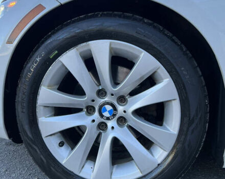 Белый БМВ 3 Серия, объемом двигателя 3 л и пробегом 208 тыс. км за 10800 $, фото 13 на Automoto.ua