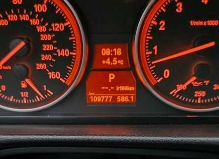 Белый БМВ 3 Серия, объемом двигателя 3 л и пробегом 111 тыс. км за 13600 $, фото 21 на Automoto.ua