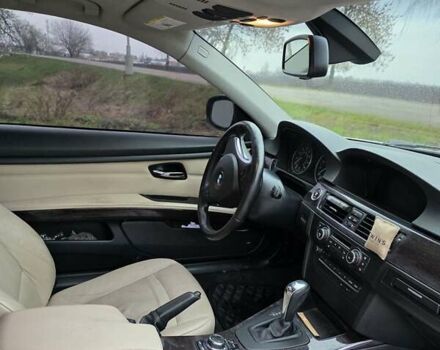 Белый БМВ 3 Серия, объемом двигателя 3 л и пробегом 111 тыс. км за 13600 $, фото 28 на Automoto.ua