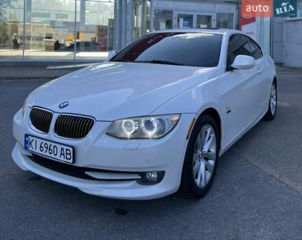 Белый БМВ 3 Серия, объемом двигателя 3 л и пробегом 208 тыс. км за 10800 $, фото 19 на Automoto.ua