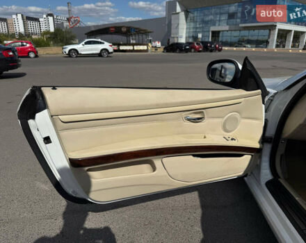 Белый БМВ 3 Серия, объемом двигателя 3 л и пробегом 213 тыс. км за 10800 $, фото 25 на Automoto.ua