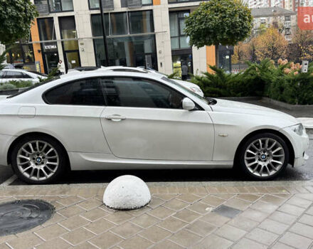 Белый БМВ 3 Серия, объемом двигателя 2.98 л и пробегом 165 тыс. км за 11000 $, фото 1 на Automoto.ua
