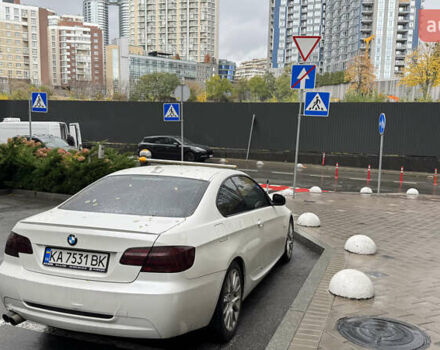 Белый БМВ 3 Серия, объемом двигателя 2.98 л и пробегом 165 тыс. км за 11000 $, фото 3 на Automoto.ua