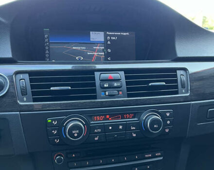 Белый БМВ 3 Серия, объемом двигателя 3 л и пробегом 208 тыс. км за 10800 $, фото 49 на Automoto.ua