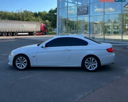 Белый БМВ 3 Серия, объемом двигателя 3 л и пробегом 208 тыс. км за 10800 $, фото 12 на Automoto.ua