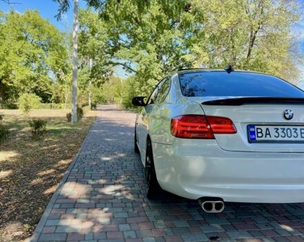 Белый БМВ 3 Серия, объемом двигателя 3 л и пробегом 157 тыс. км за 9800 $, фото 3 на Automoto.ua